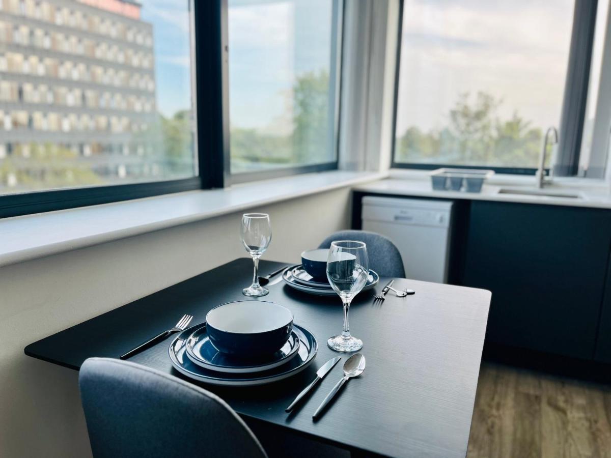 Stunning One Bedroom Apartment In Old Trafford 曼彻斯特 外观 照片