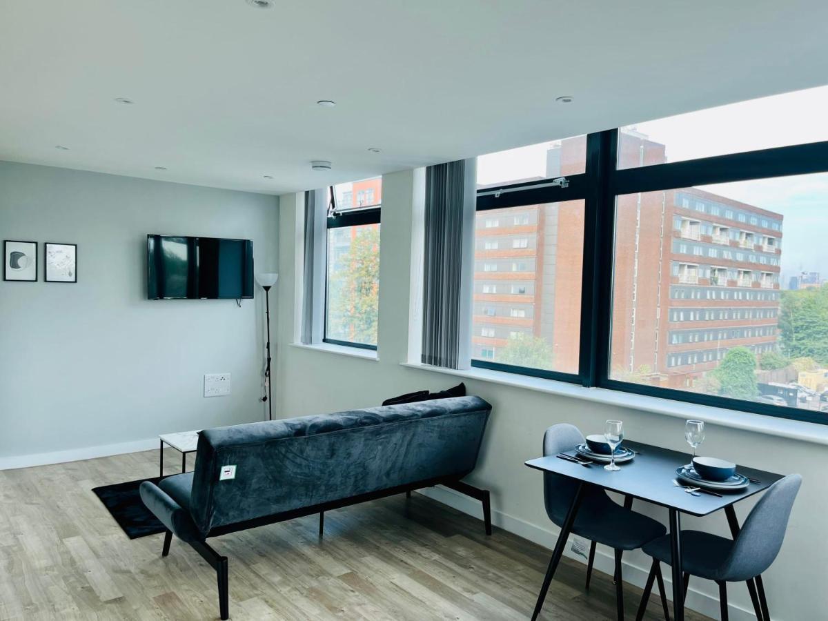 Stunning One Bedroom Apartment In Old Trafford 曼彻斯特 外观 照片